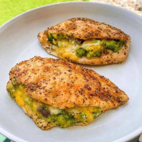 keto stuffed Chicken