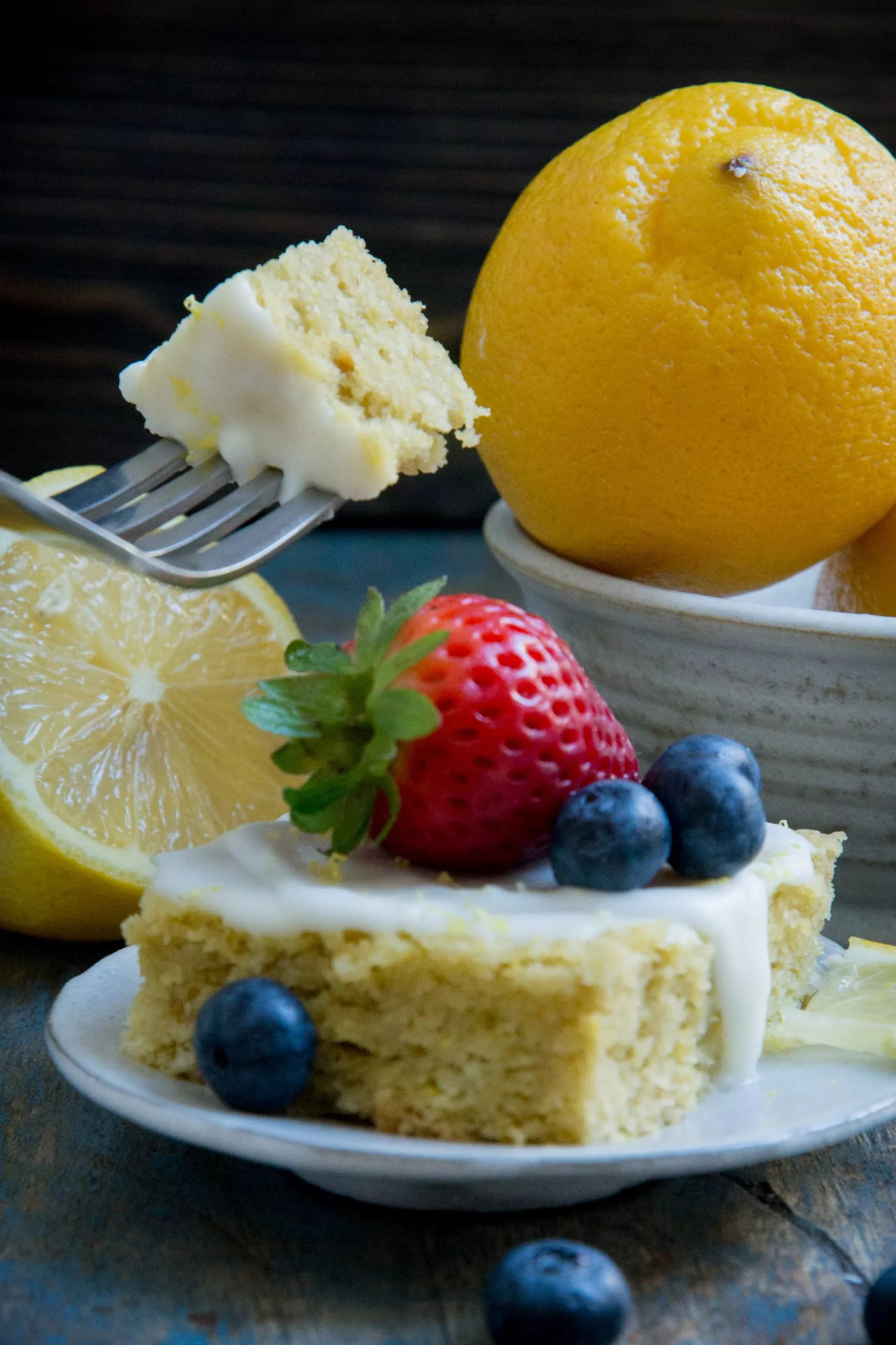 Keto Lemon Cake